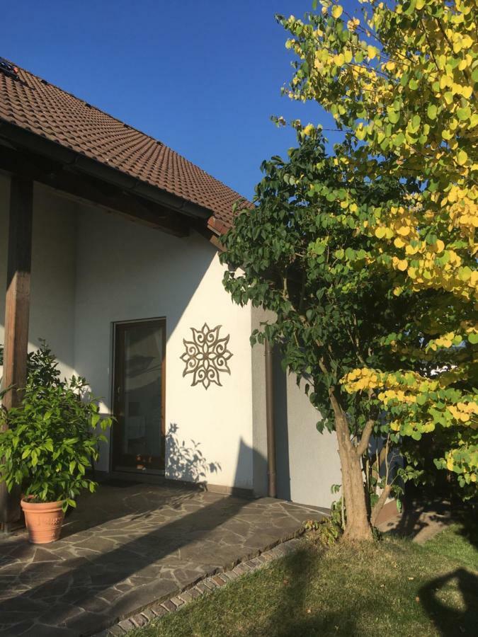 Apartment Am Stadtpark Neumarkt in der Oberpfalz Kültér fotó